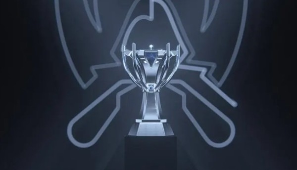 LPL官方发布对晴天的处罚公告！罚款5万元，停用韩服账号近十个月！