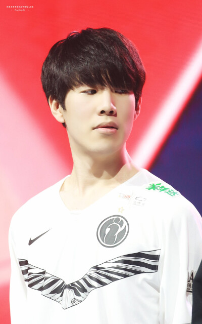 LPL will optimize the arena UI： add more information display, update the post-match data panel