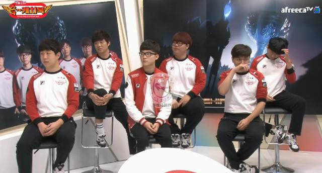 2025英雄联盟职业联赛有新规：增加赛季中期的转会期