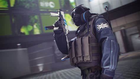 王继德分享了一张与Gugu／王多多的LPL全明星照片：“这两个人真的很帅，对吧？”